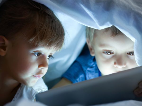 Auxilio!!! Ya sólo quiere pantallas!